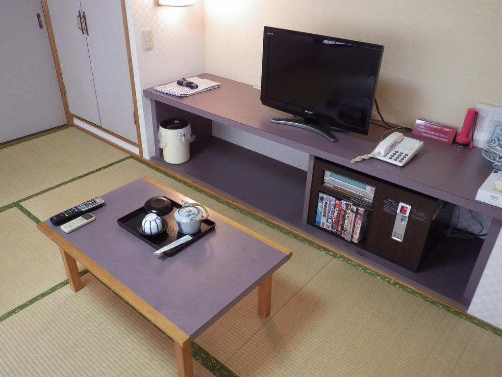 נגויה Uokagi Ryokan מראה חיצוני תמונה